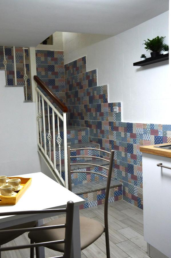 Carmelina 20 Apartment Napoli Bagian luar foto
